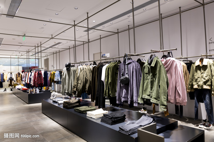 商場服裝店