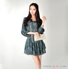 論雨服飾2012新款春裝修身圓領超性感女裝連衣